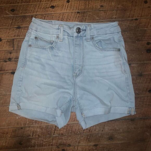 American Eagle light wash curvy hi-rise size 2 Daisy Duke shortie shorts - Picture 1 of 3
